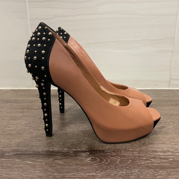 Jessica Simpson peep toe platform heels - Picture 3 of 8